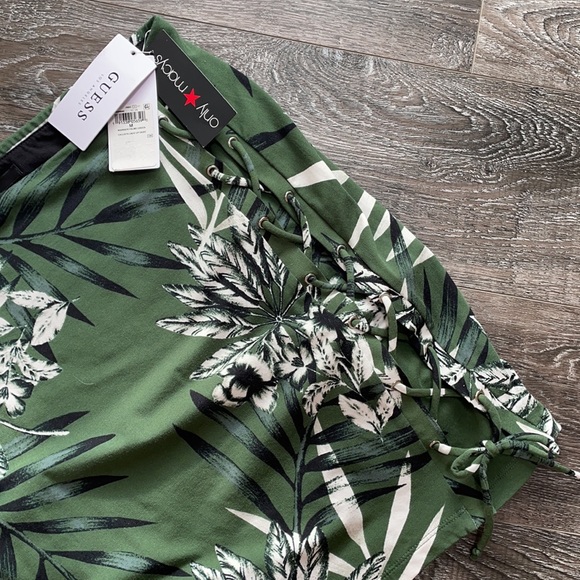 Guess Warrior Palms Mini Skirt - Picture 6 of 9